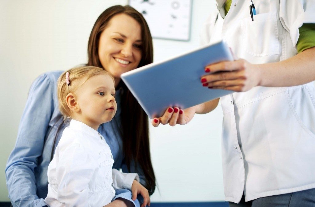 Які меддовідки потрібні для відвідування школи та дитсадка